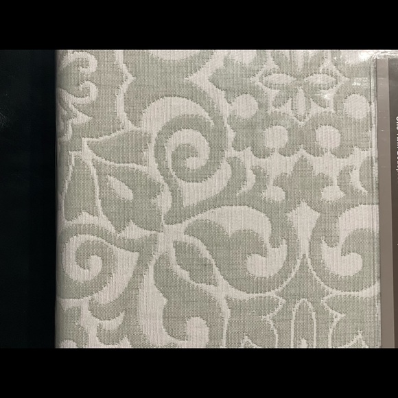 Larissa Cotton matelasse twin bedspread NEW - Picture 3 of 5